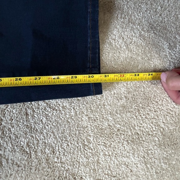 NWT Old Navy power slim jeans - Picture 4 of 5